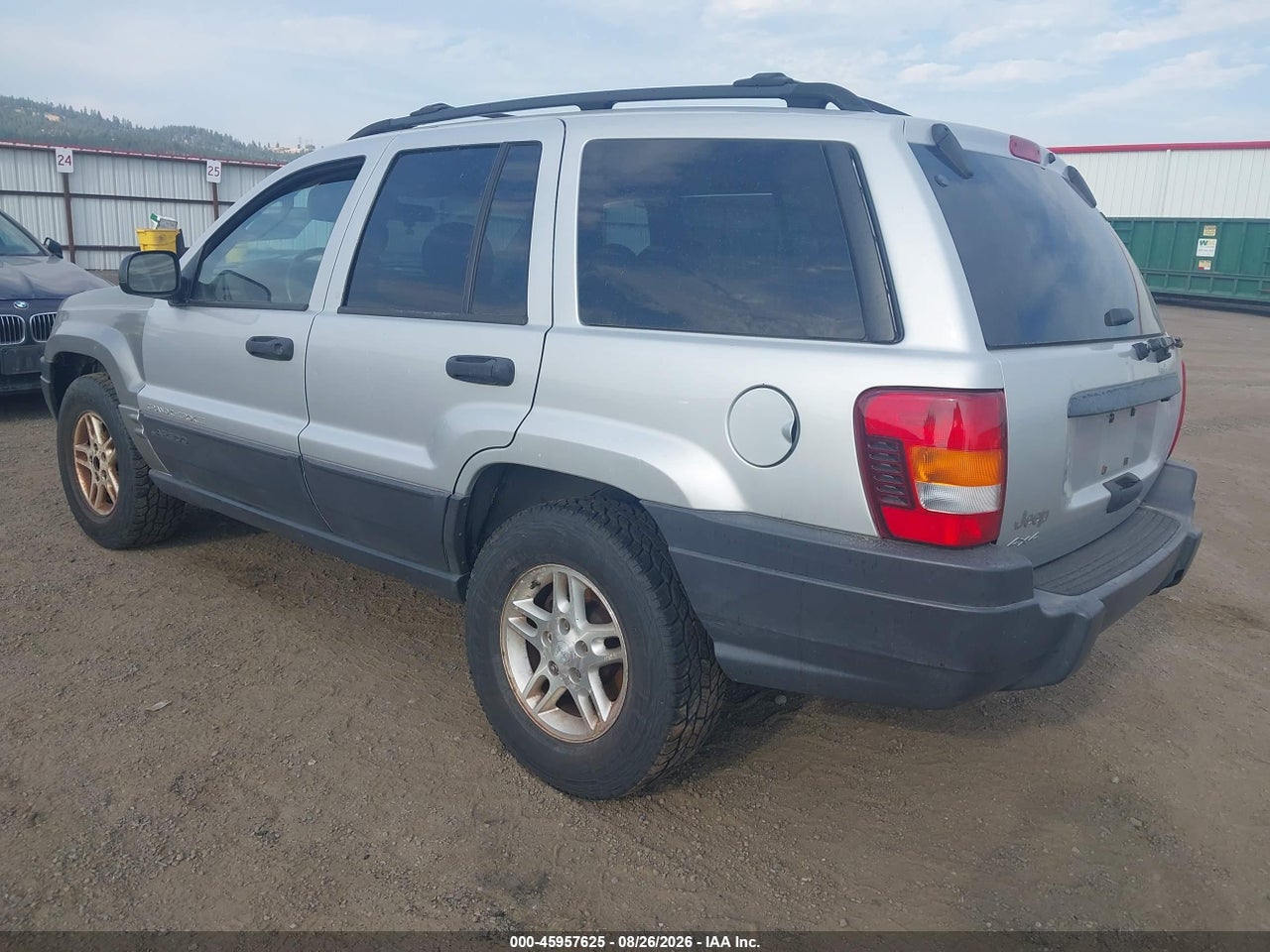 2004 JEEP GRAND CHEROKEE LAREDO · 3/11