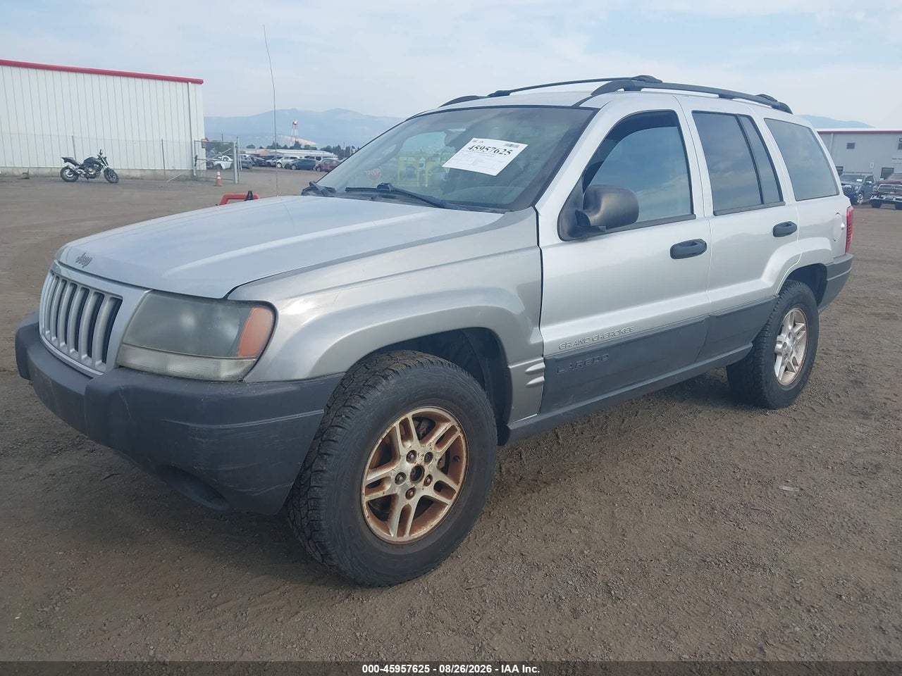 2004 JEEP GRAND CHEROKEE LAREDO · 2/11