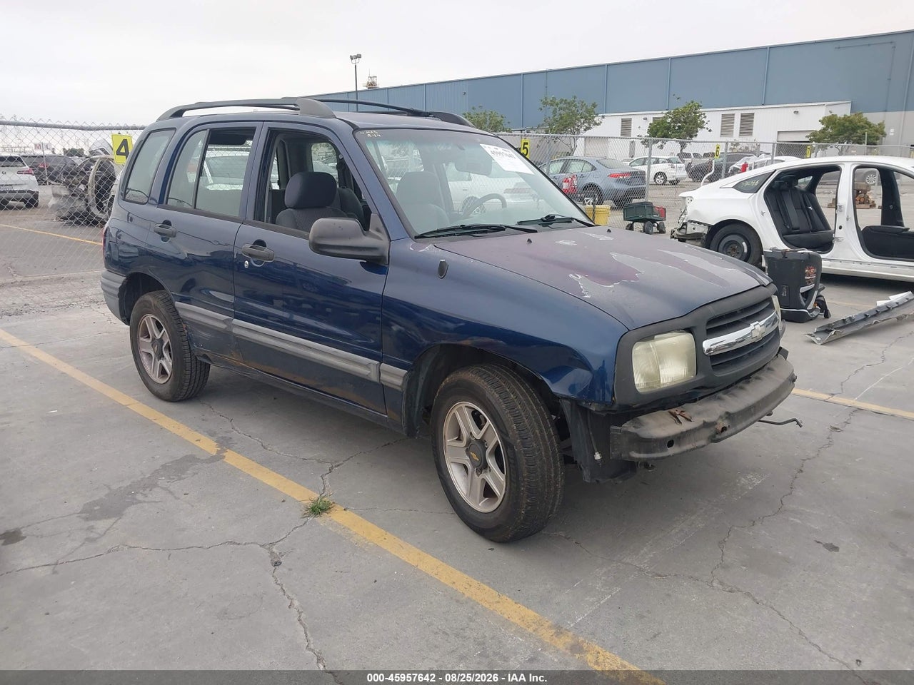 2002 CHEVROLET TRACKER