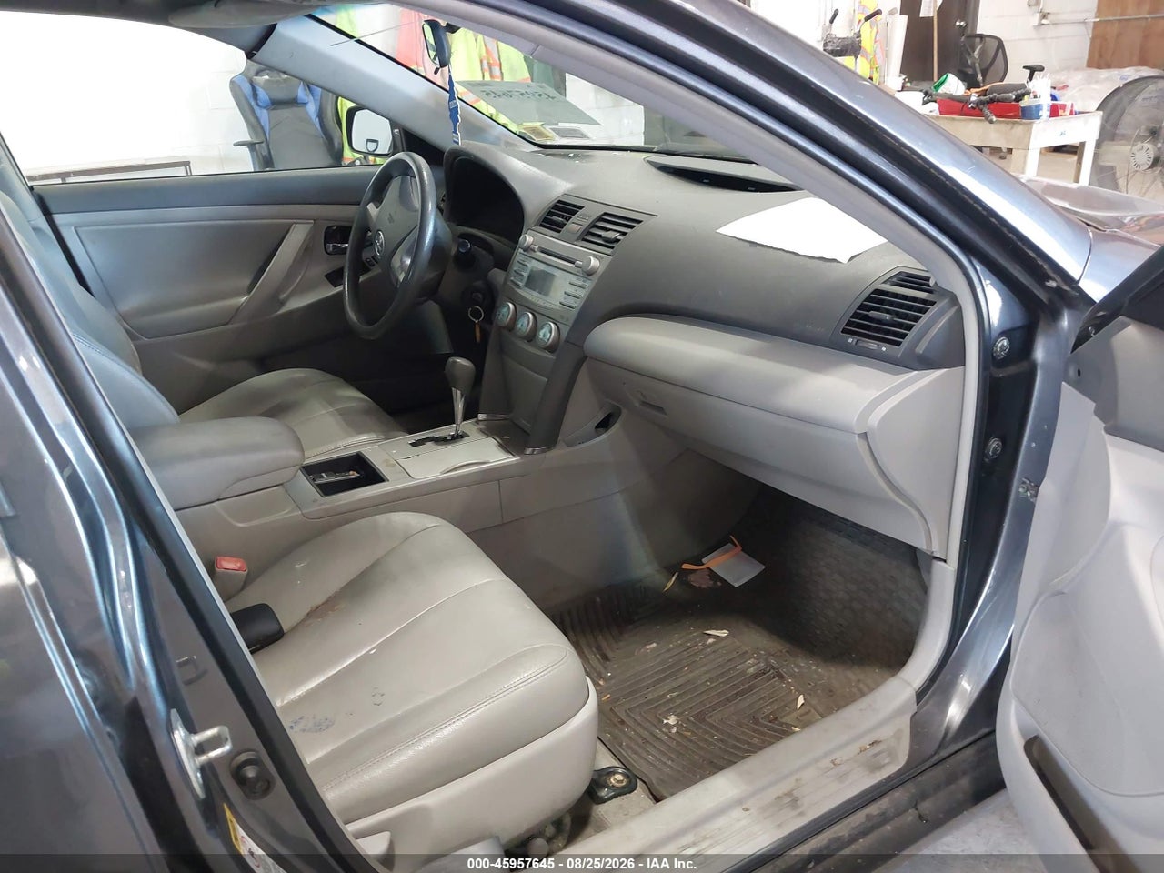 2007 TOYOTA CAMRY LE · 5/11