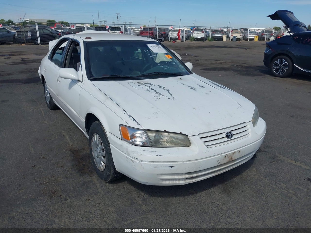 1999 TOYOTA CAMRY LE