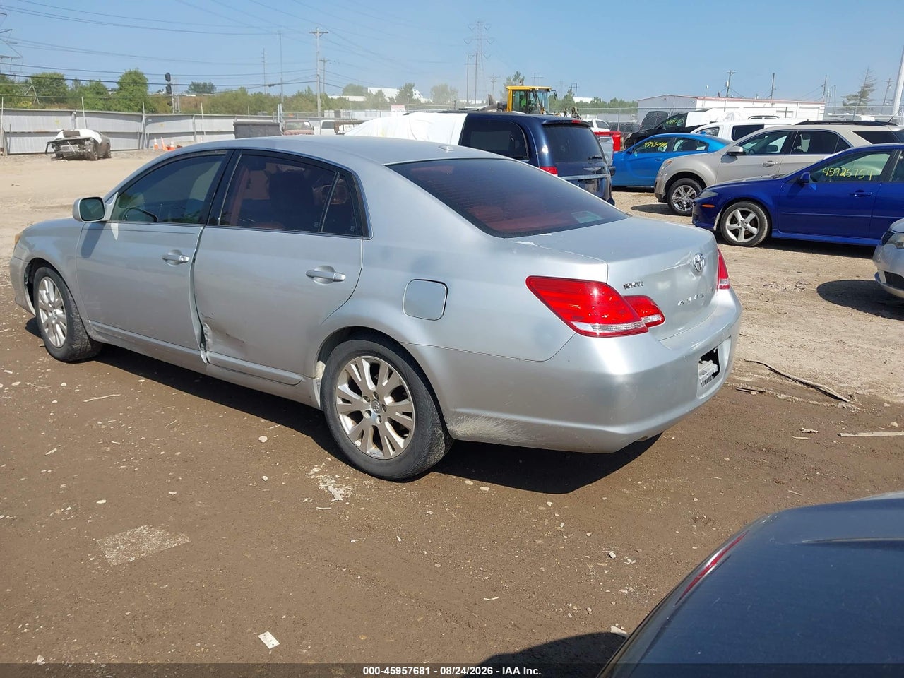 2010 TOYOTA AVALON XLS · 3/11