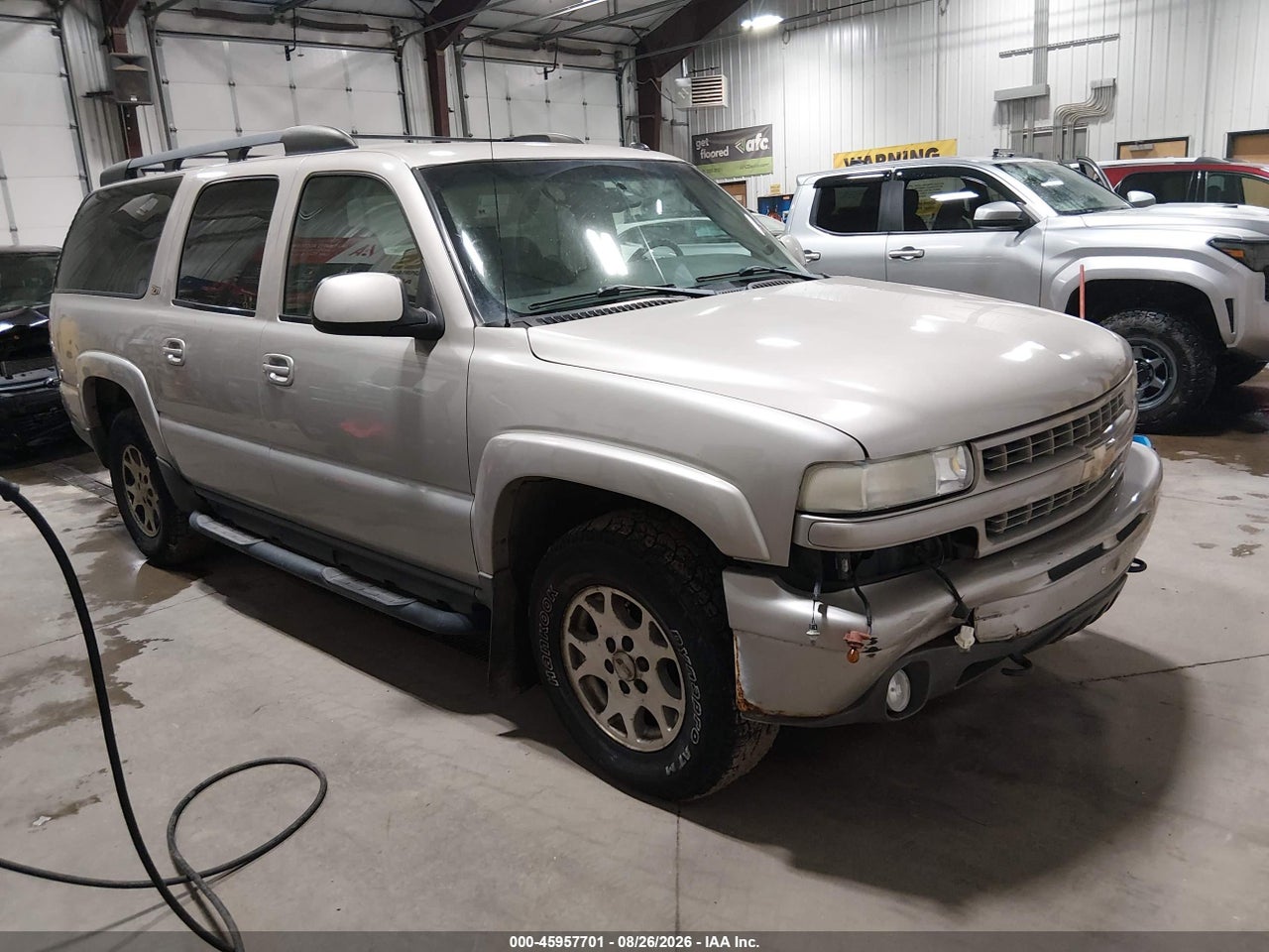 3GNFK16Z84G****** · 2004 CHEVROLET SUBURBAN 1500 Z71