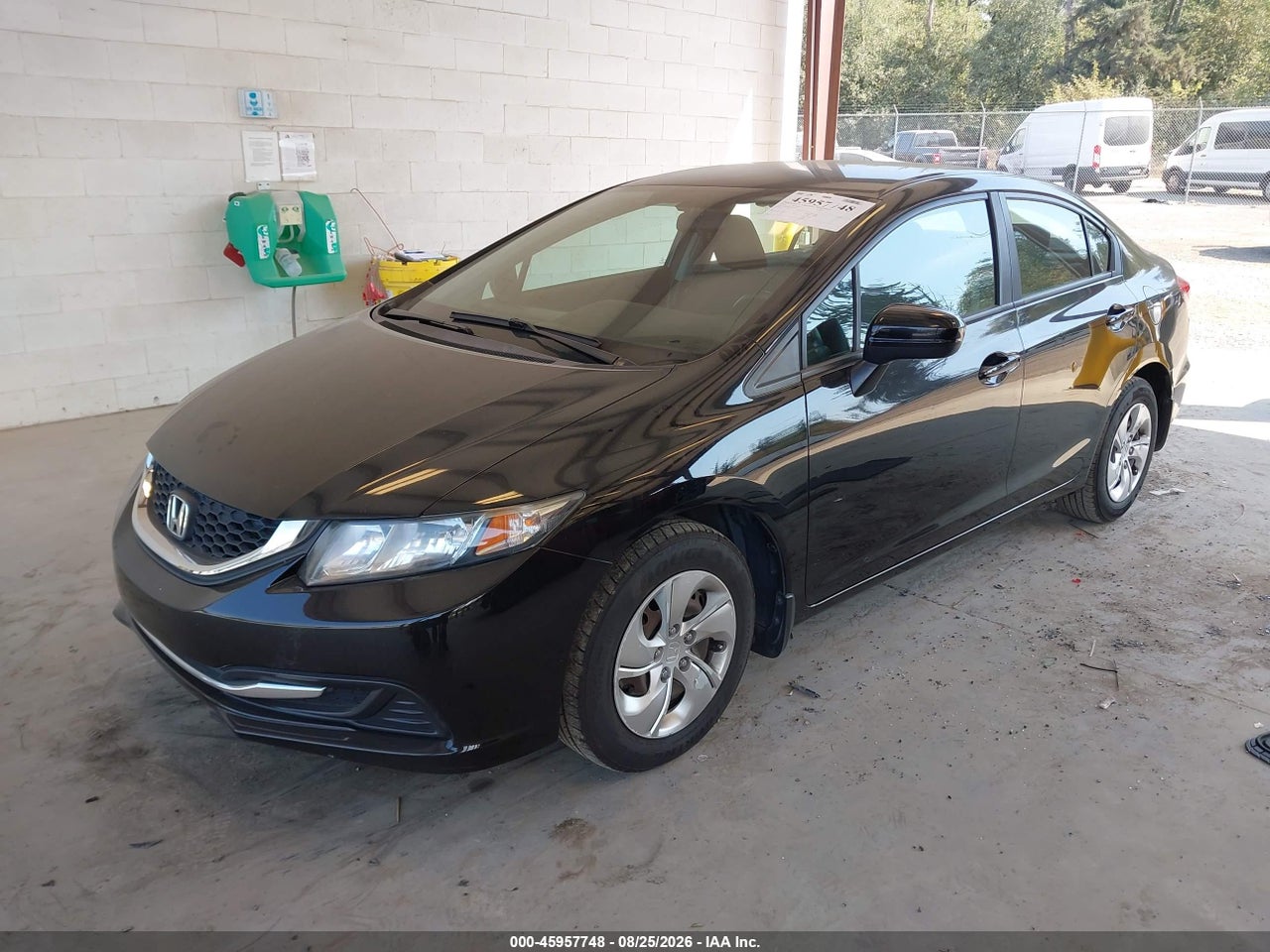 2015 HONDA CIVIC LX · 2/11