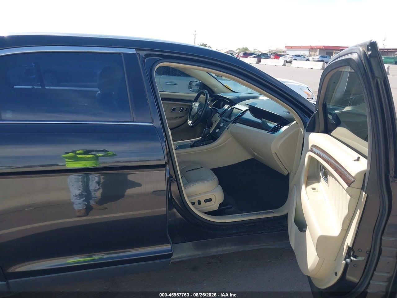 2015 FORD TAURUS LIMITED · 5/11