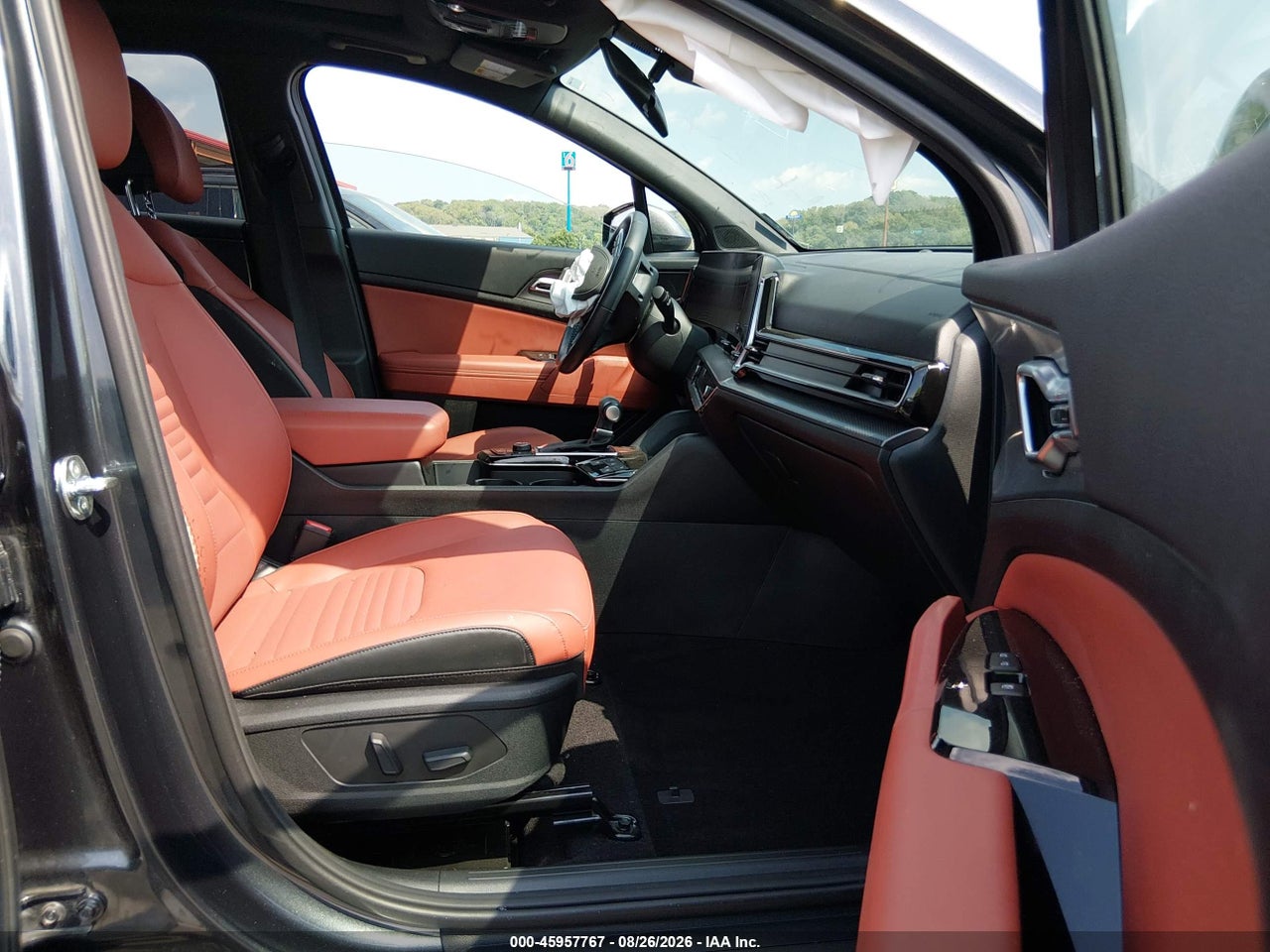 2025 KIA SPORTAGE SX-PRESTIGE · 5/10