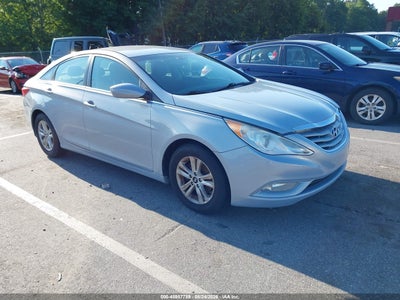 5NPEB4AC8DH****** · 2013 HYUNDAI SONATA GLS