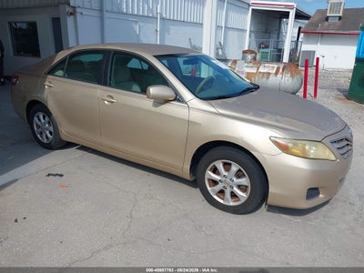 4T1BF3EK4BU****** · 2011 TOYOTA CAMRY LE