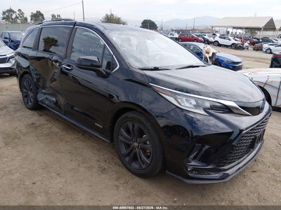 5TDDRKEC9MS****** · 2021 TOYOTA SIENNA XSE