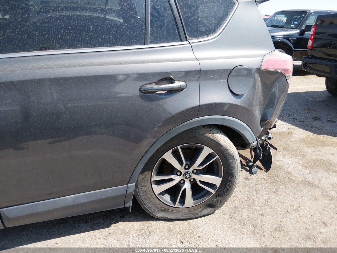 2018 TOYOTA RAV4 XLE · 6/11