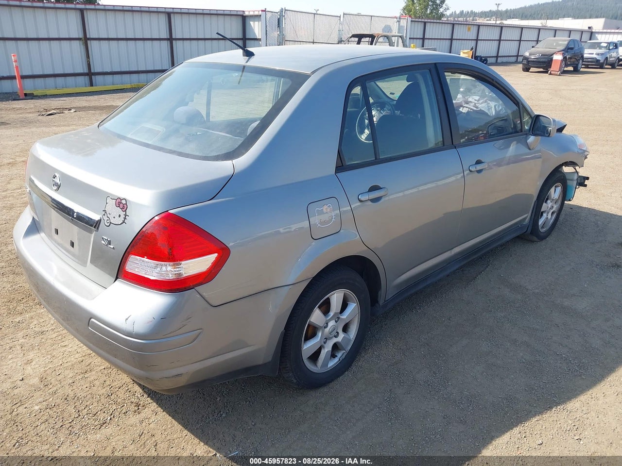 2010 NISSAN VERSA 1.8SL · 4/11