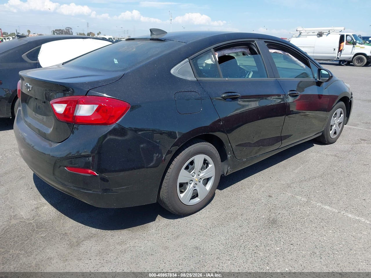 2018 CHEVROLET CRUZE LS AUTO · 4/10