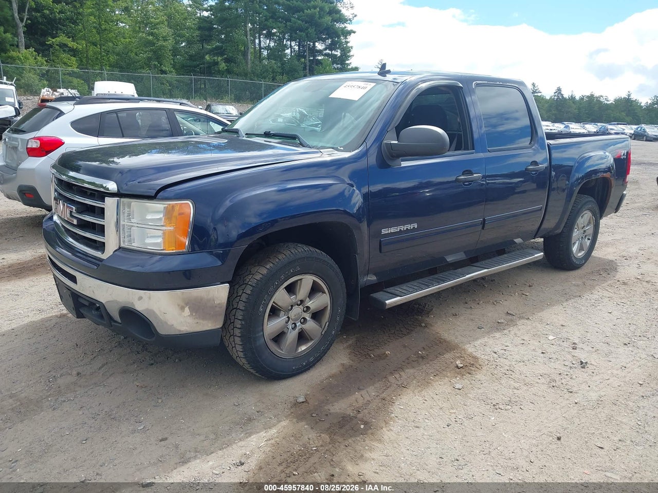 2012 GMC SIERRA 1500 SLE · 2/11