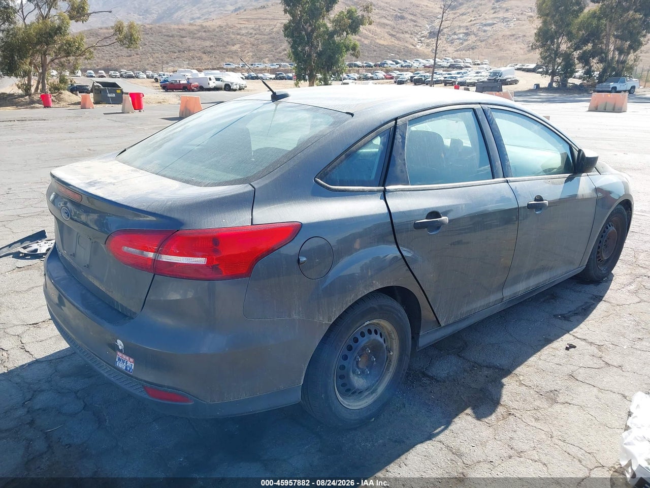 2017 FORD FOCUS S · 4/11