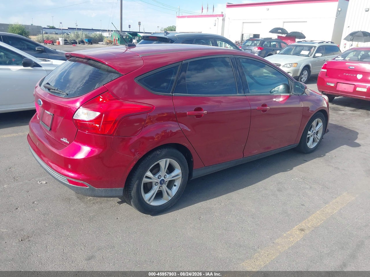 2014 FORD FOCUS SE · 4/11