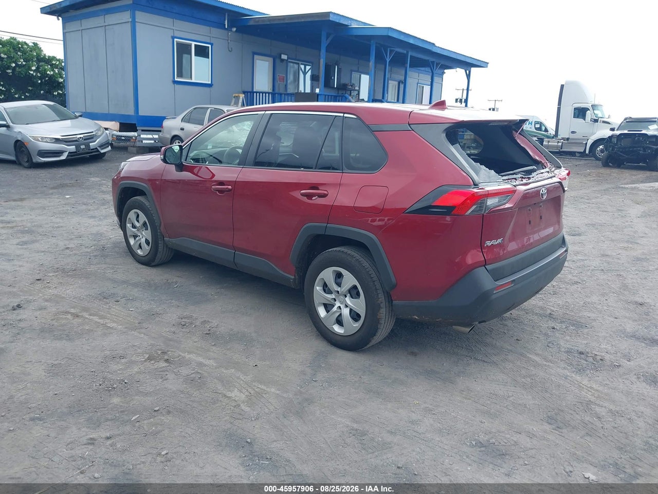 2024 TOYOTA RAV4 LE · 3/11