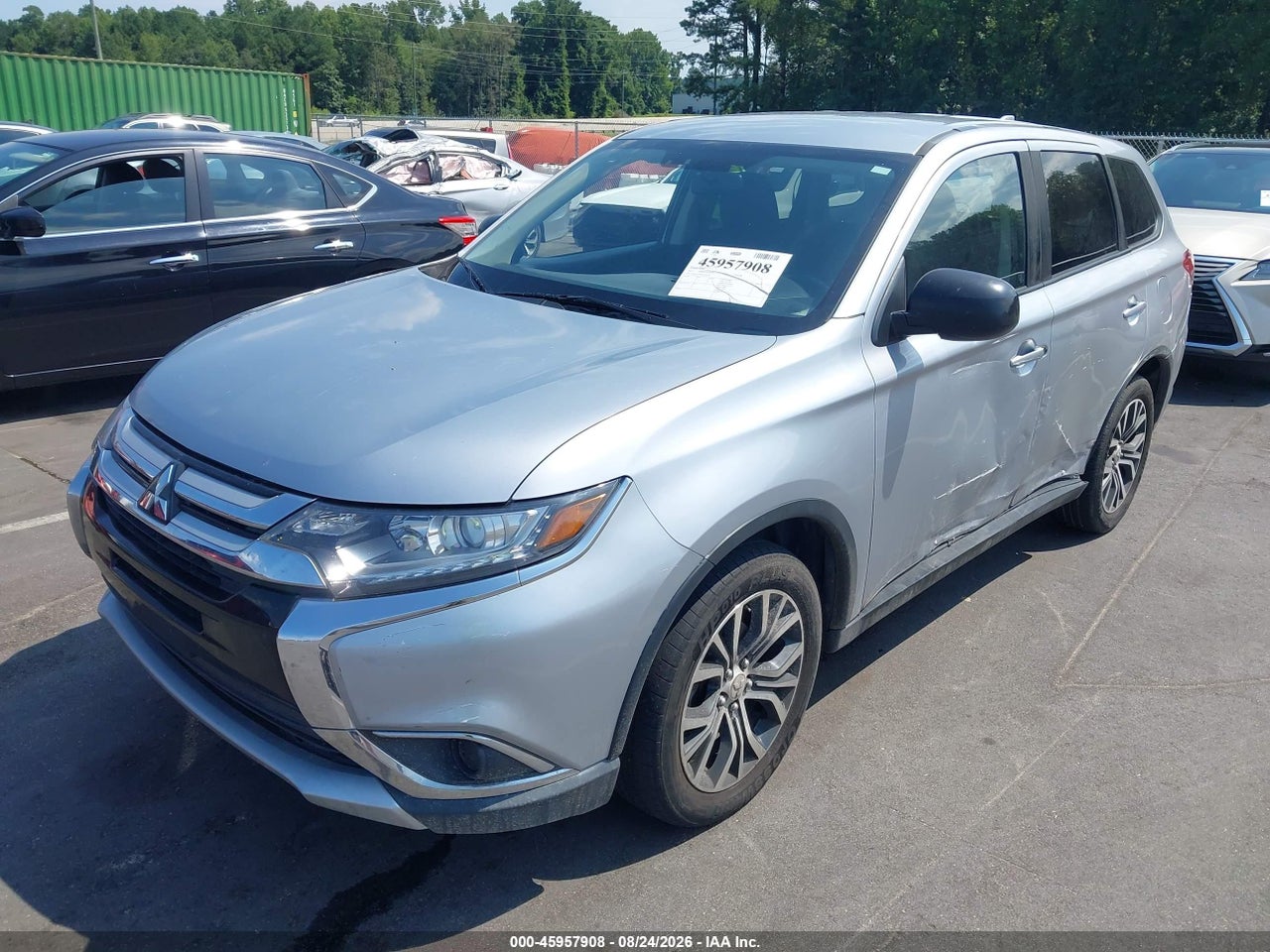 2017 MITSUBISHI OUTLANDER ES · 2/11