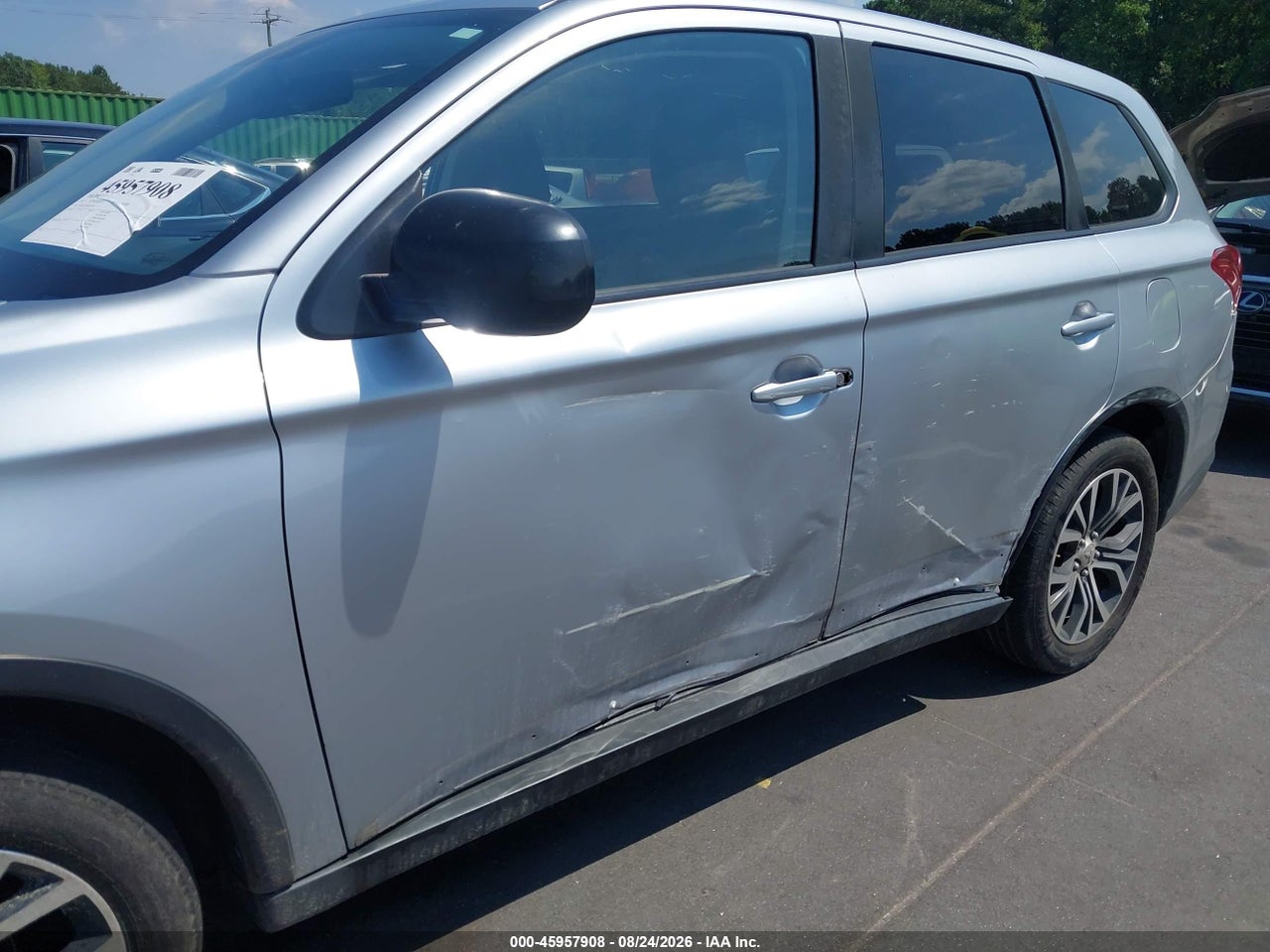 2017 MITSUBISHI OUTLANDER ES · 6/11