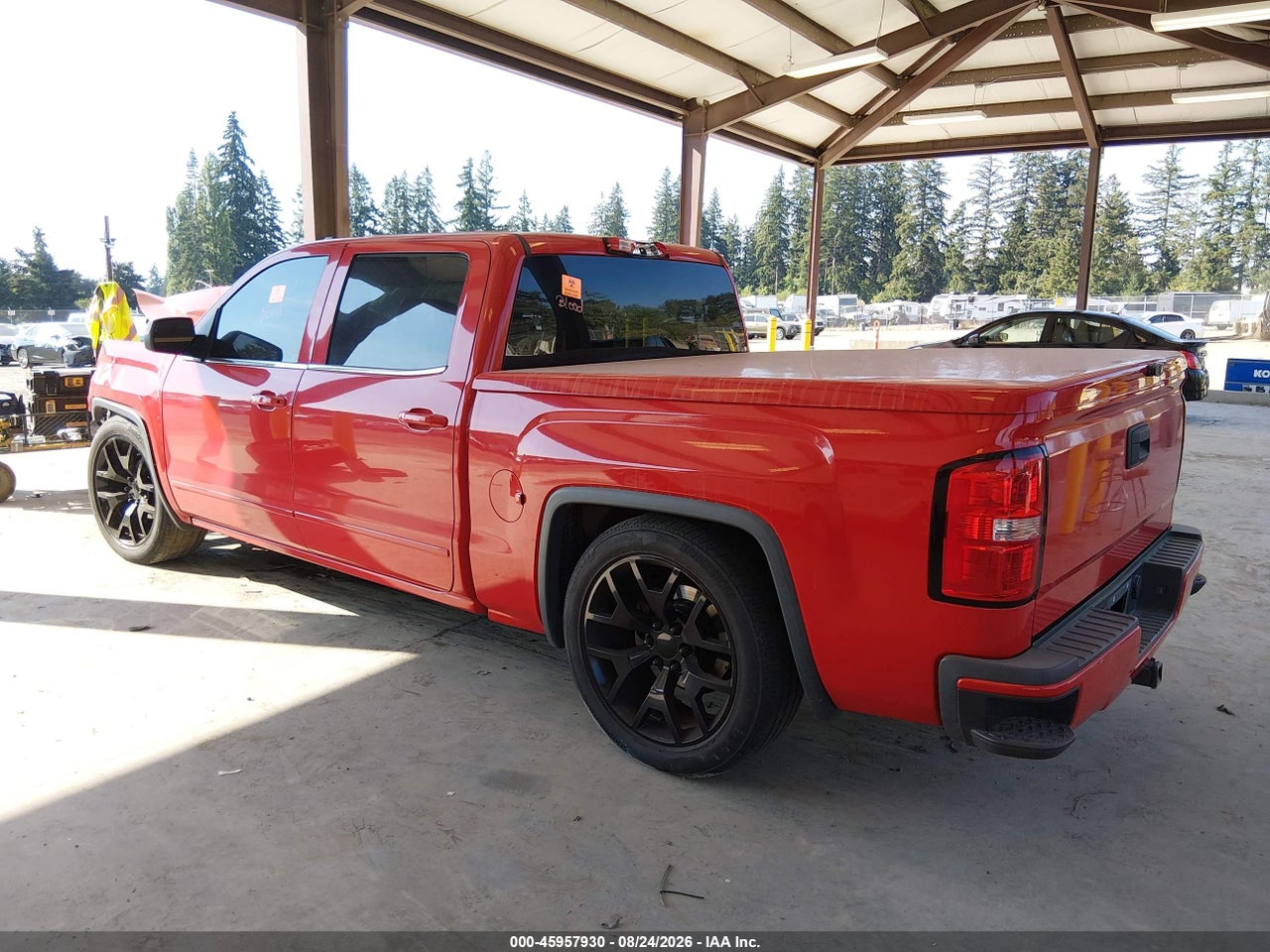 2015 GMC SIERRA 1500 SLE · 3/10