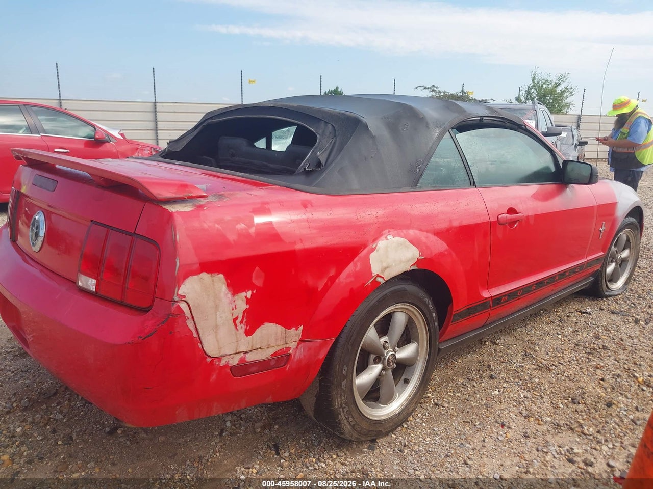 2006 FORD MUSTANG V6 · 4/11