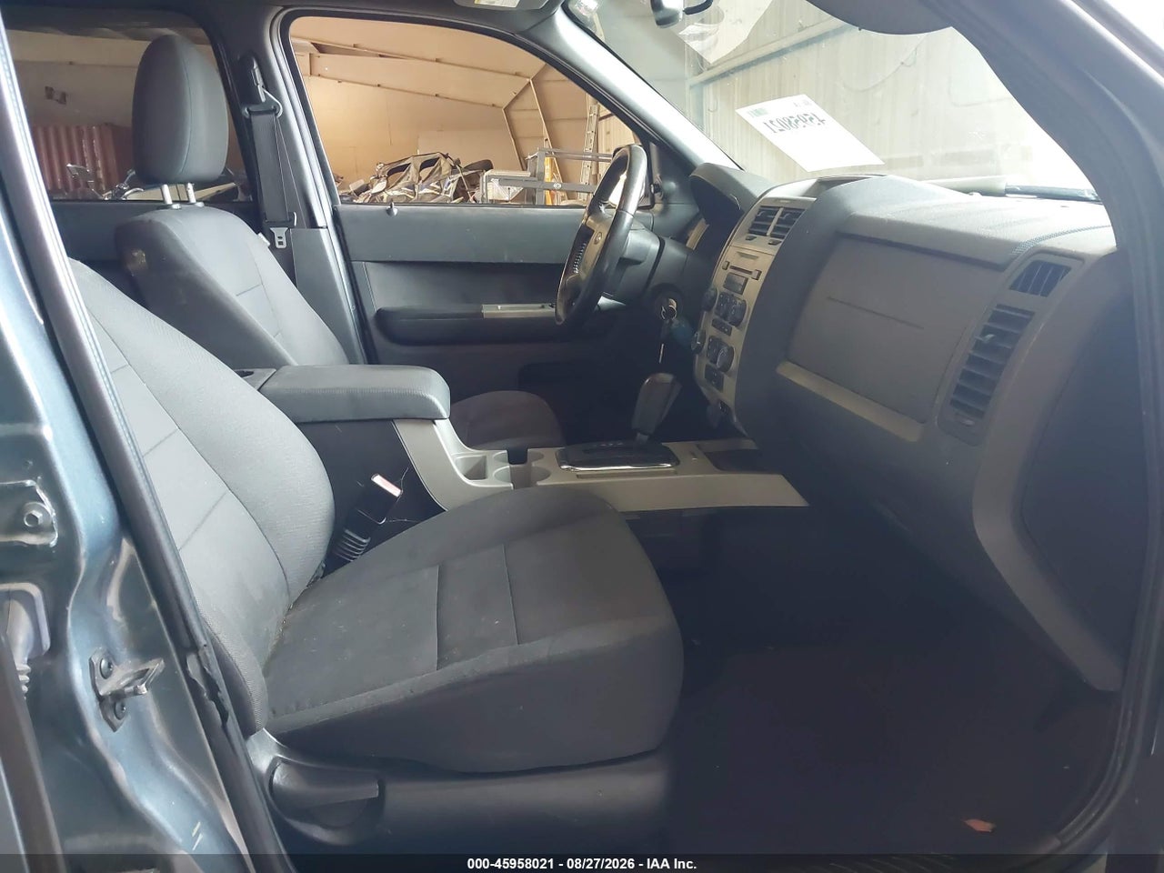 2012 FORD ESCAPE XLT · 5/11