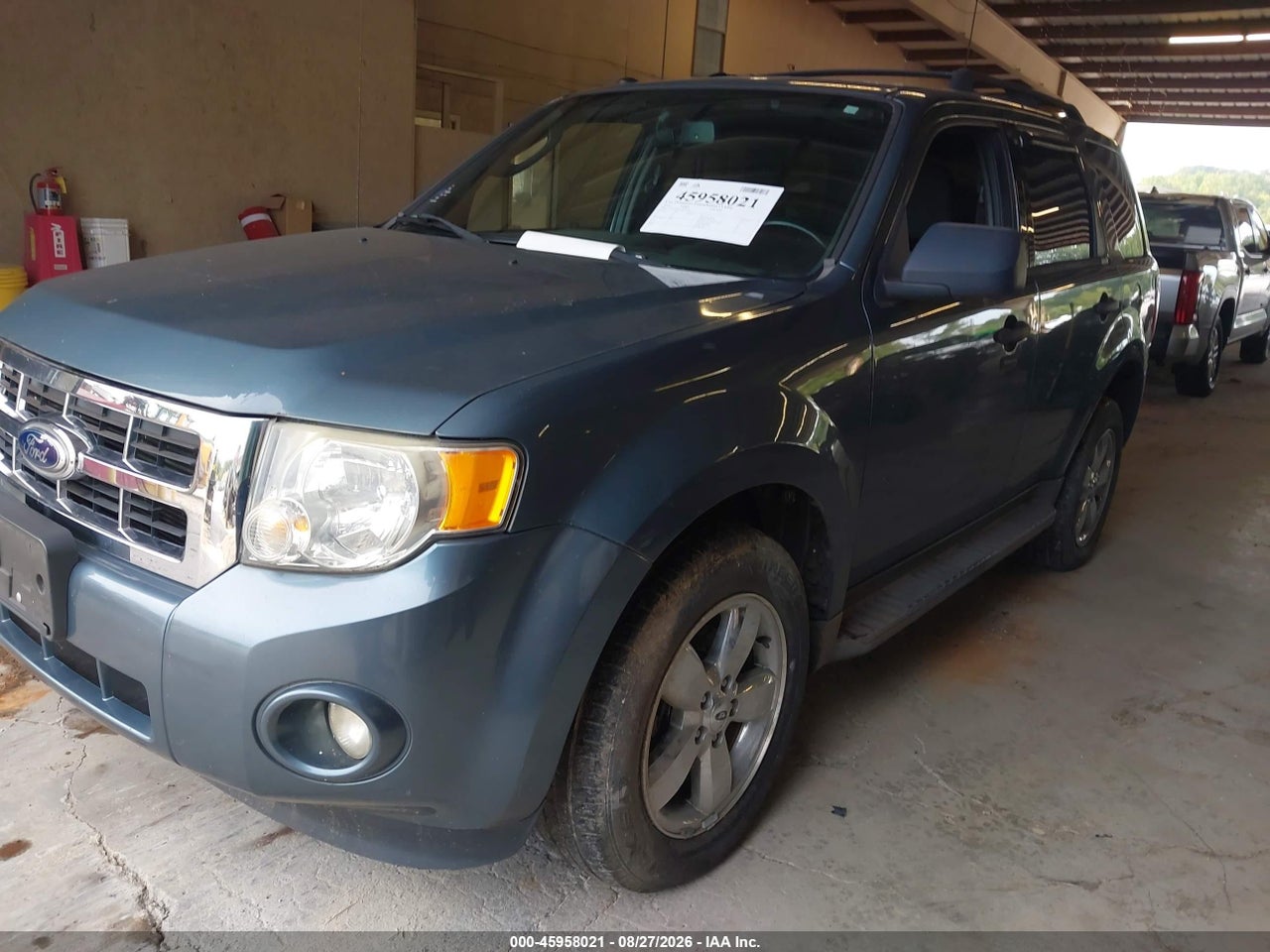 2012 FORD ESCAPE XLT · 2/11