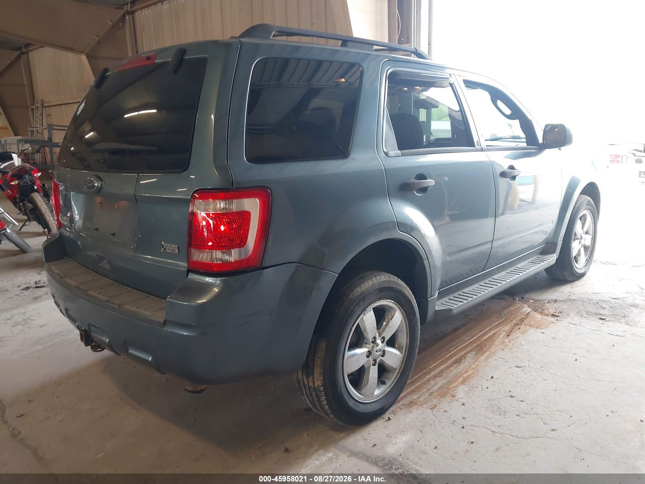 2012 FORD ESCAPE XLT · 4/11