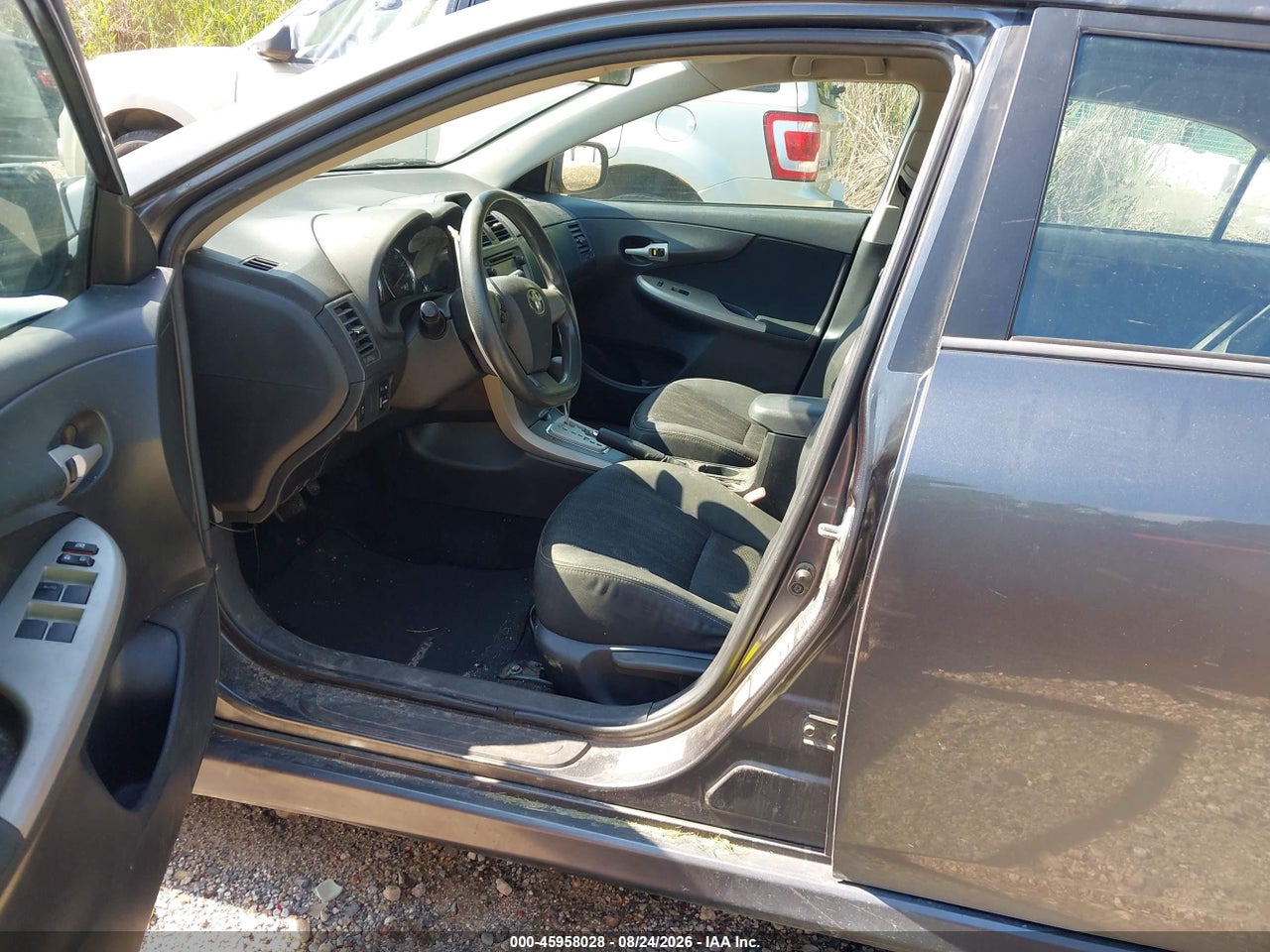 2013 TOYOTA COROLLA S · 5/11