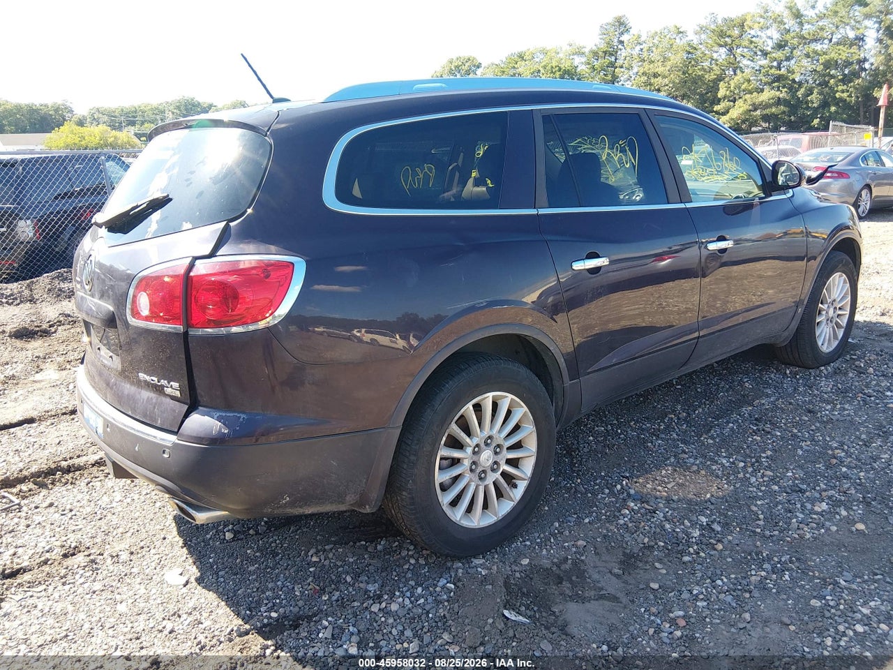 2008 BUICK ENCLAVE CXL · 4/10