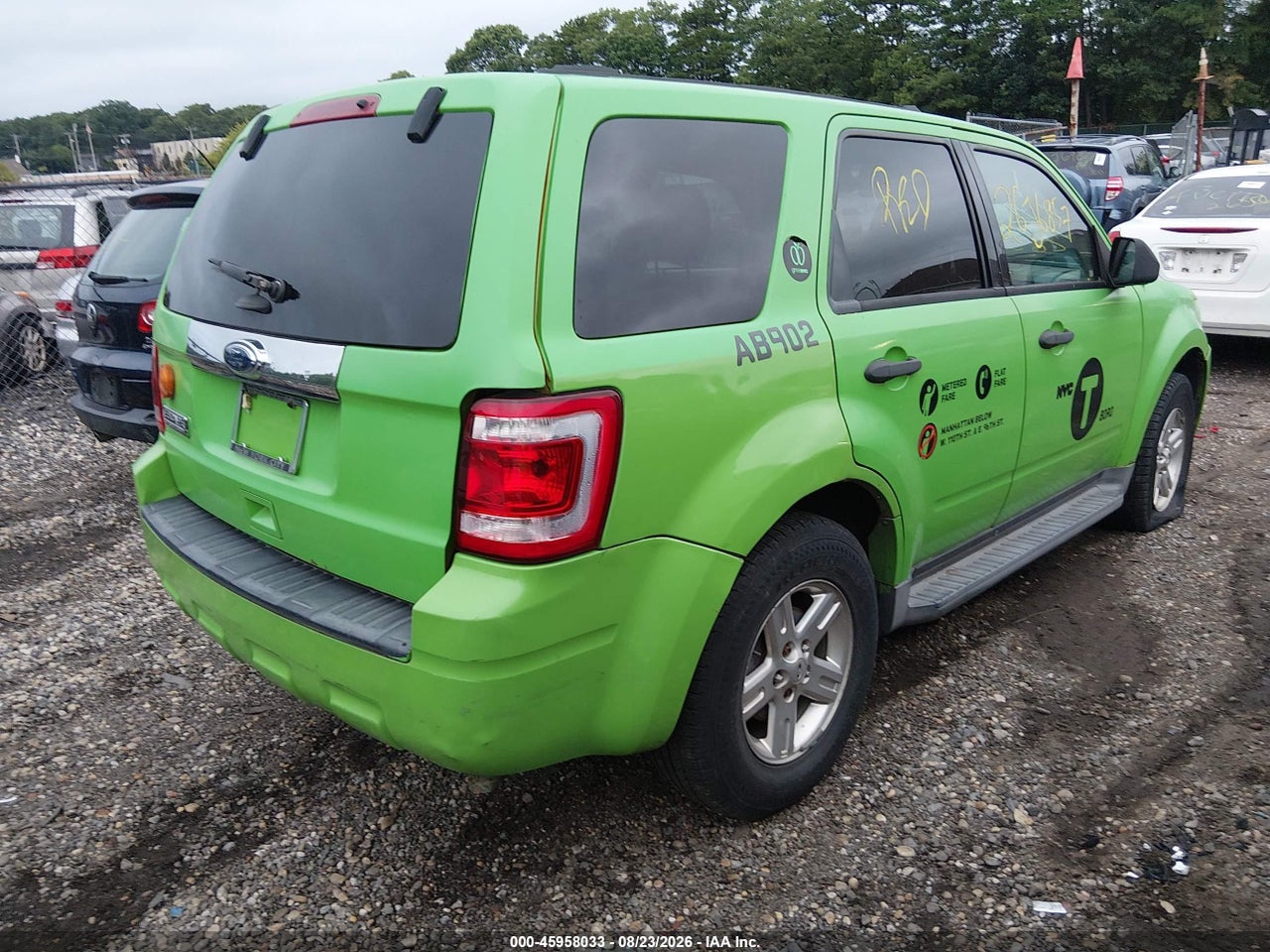 2012 FORD ESCAPE HYBRID · 4/10