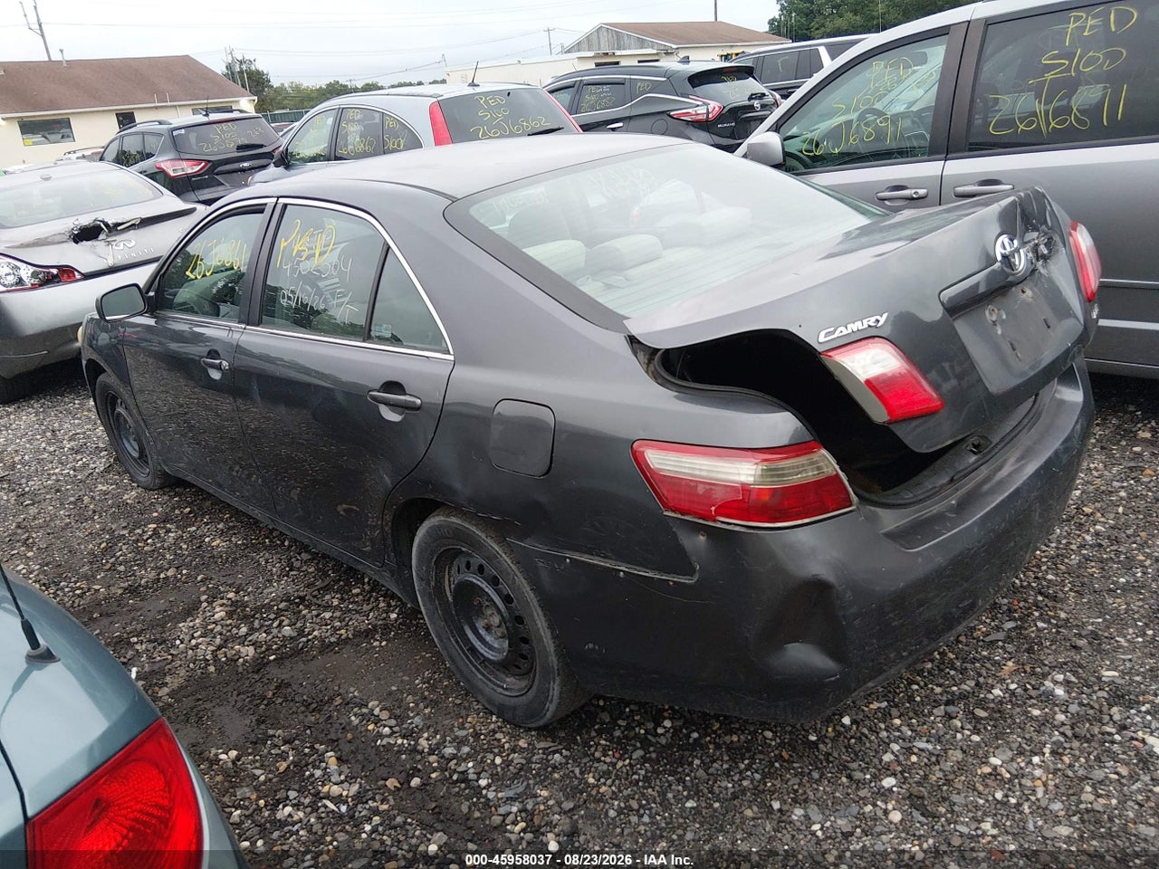 2009 TOYOTA CAMRY LE · 3/10