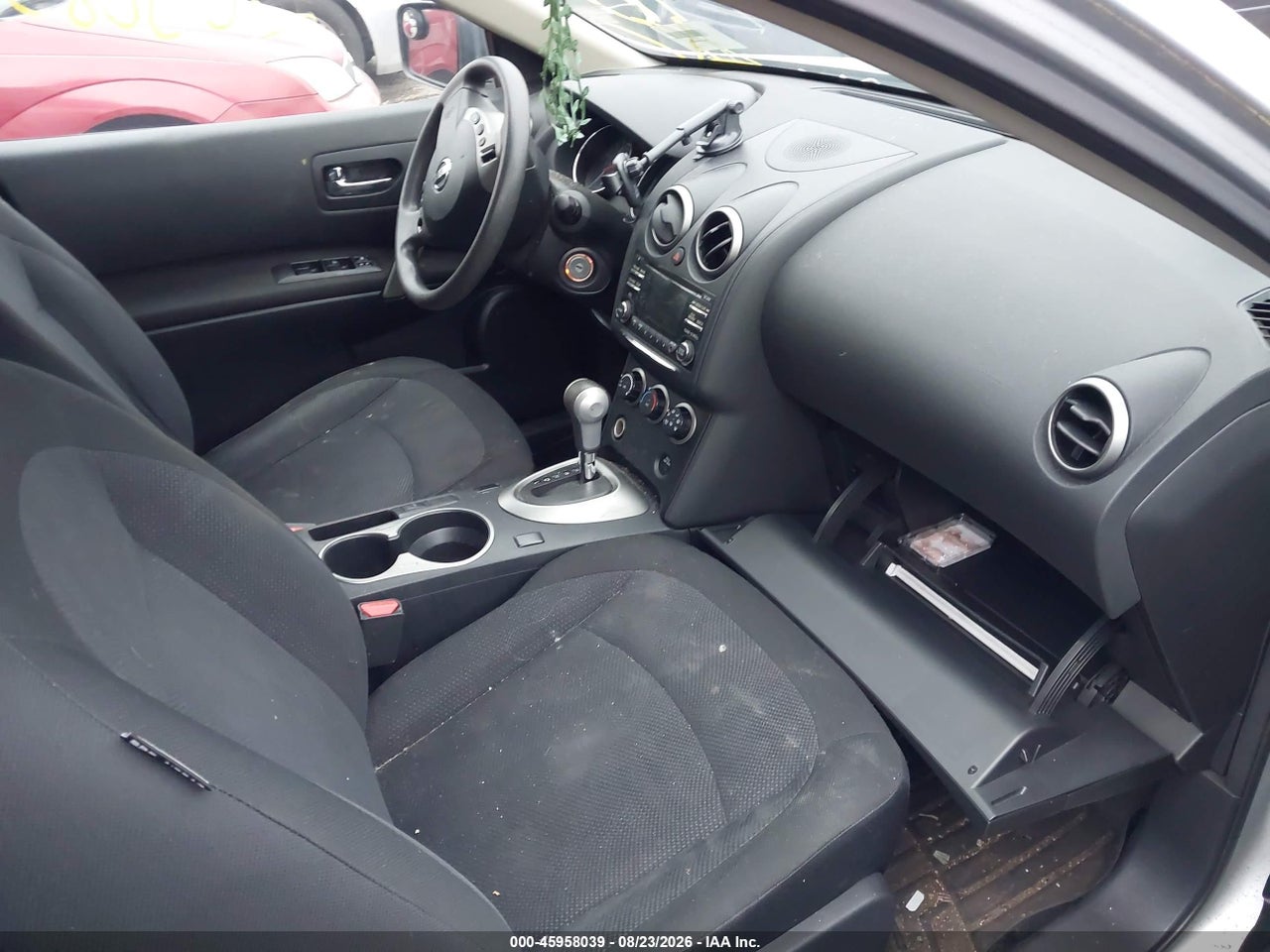 2012 NISSAN ROGUE S · 5/10