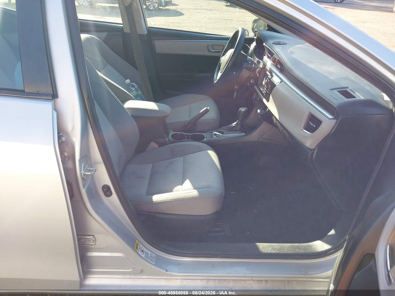 2014 TOYOTA COROLLA LE · 5/11