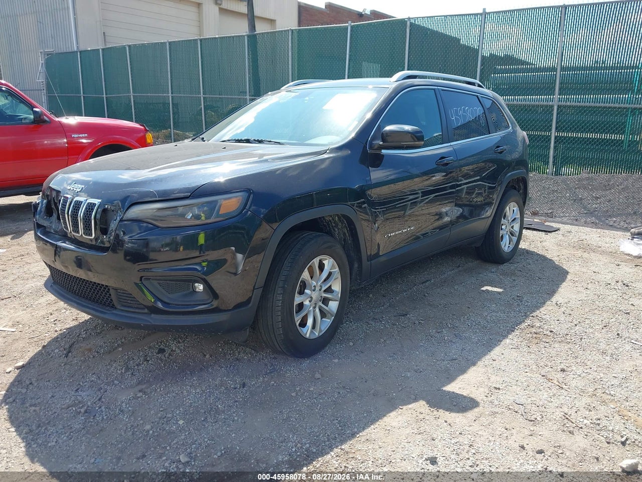 2019 JEEP CHEROKEE LATITUDE 4X4 · 2/11