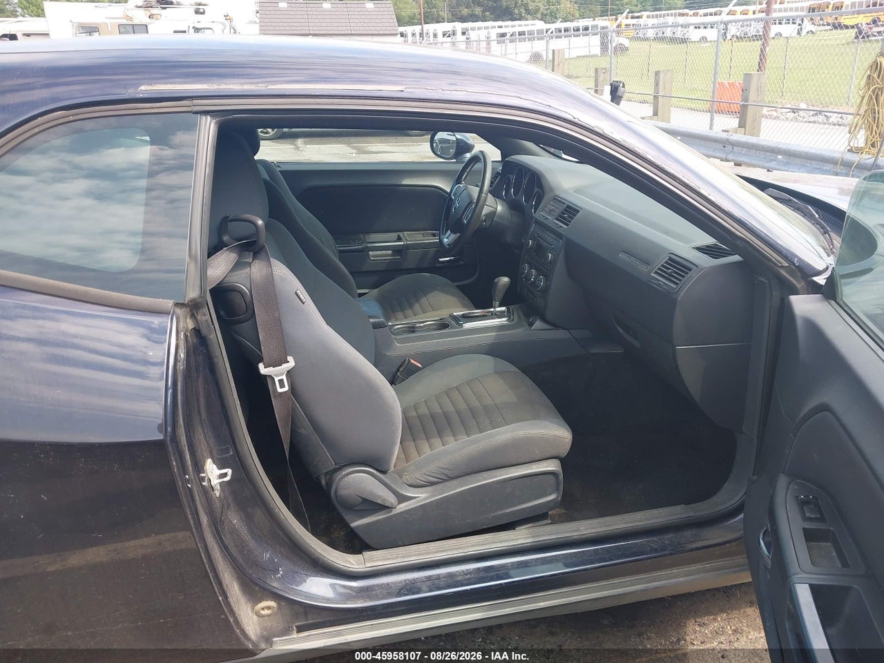 2012 DODGE CHALLENGER SXT · 5/11