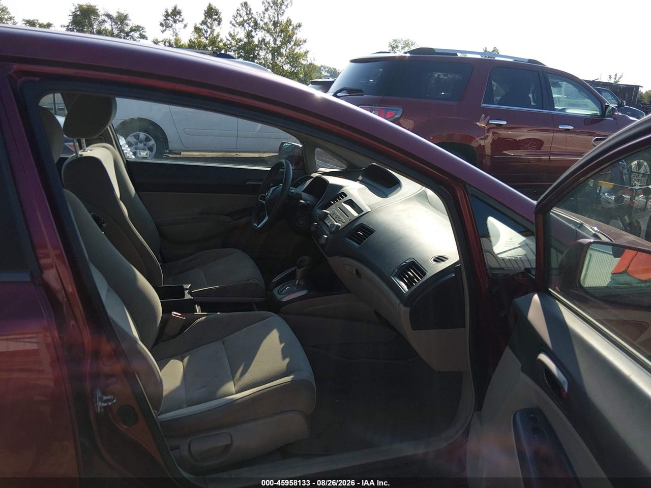 2010 HONDA CIVIC LX · 5/11