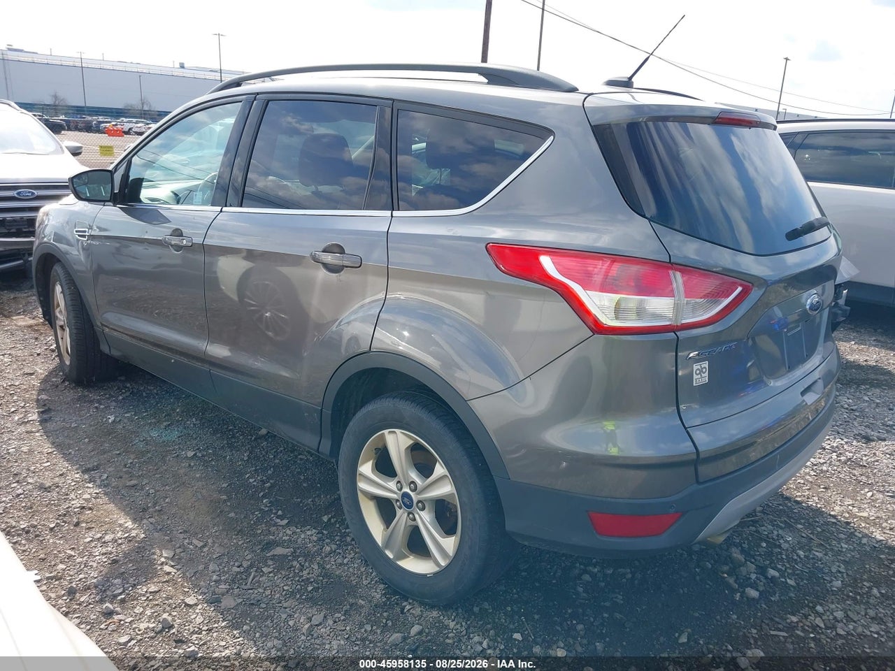 2014 FORD ESCAPE SE · 3/11