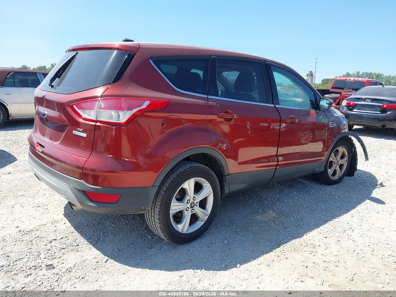 2014 FORD ESCAPE SE · 4/11