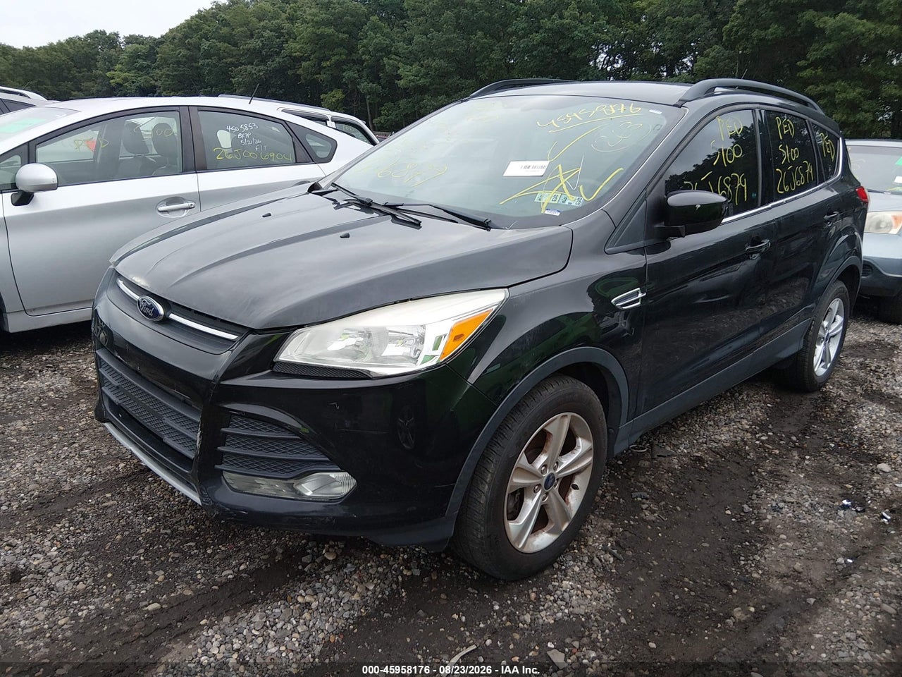 2014 FORD ESCAPE SE · 2/10