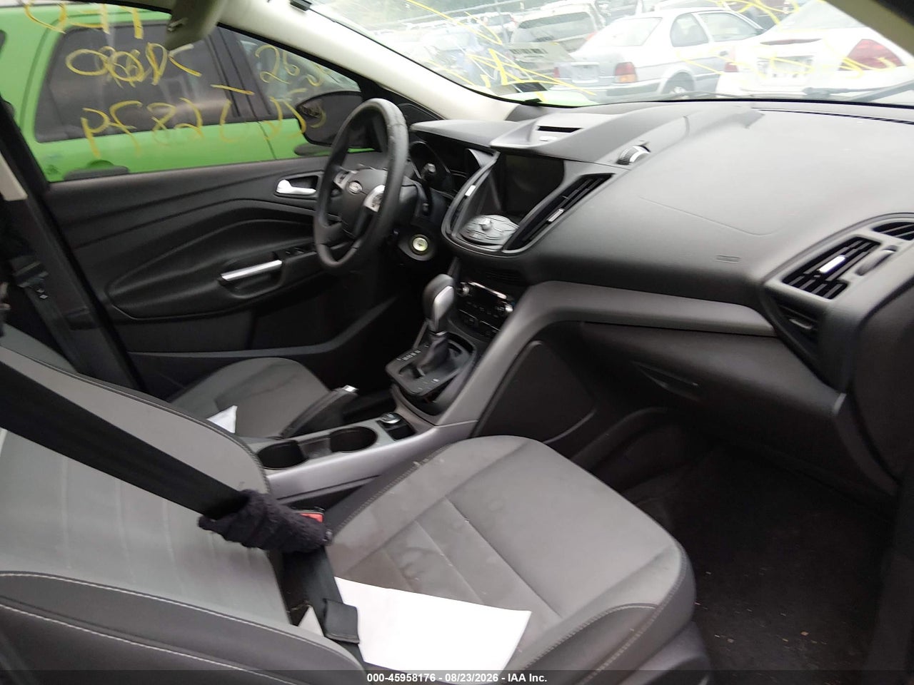 2014 FORD ESCAPE SE · 5/10