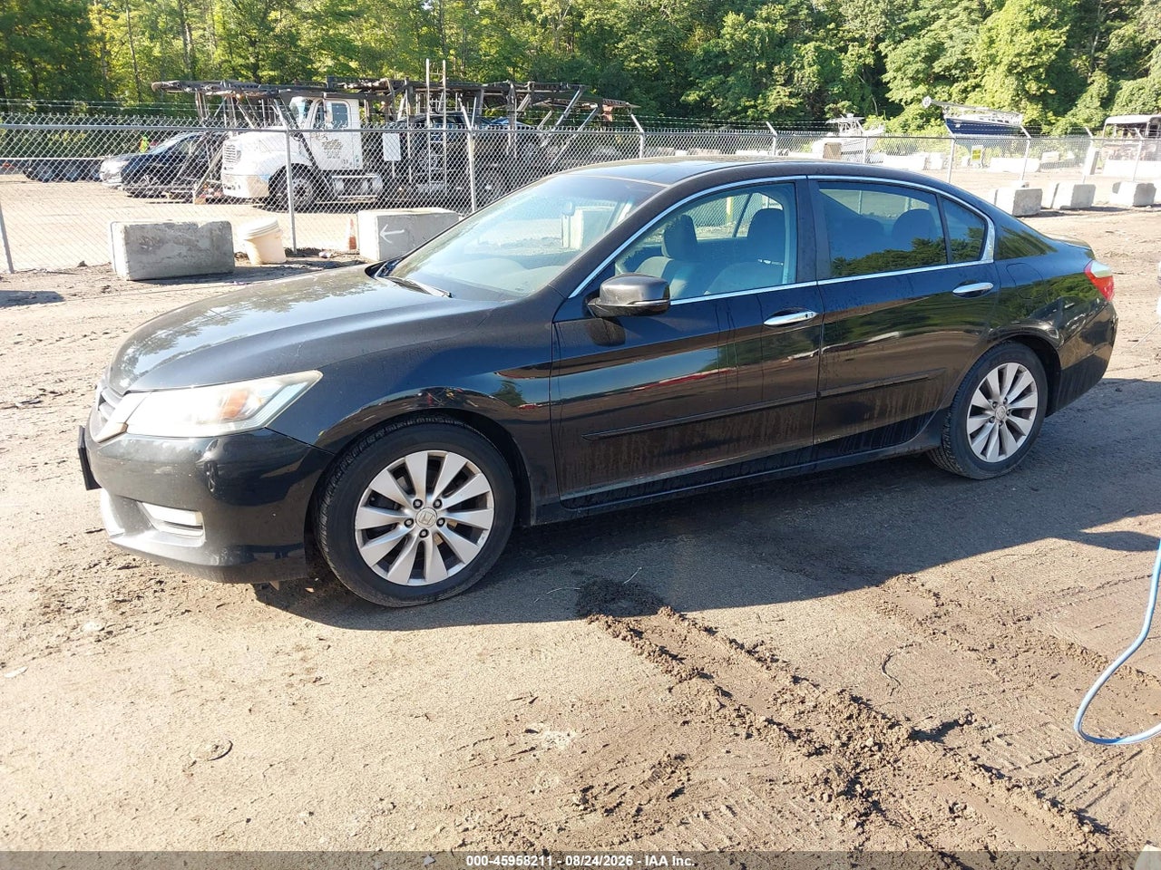 2013 HONDA ACCORD EX · 2/11