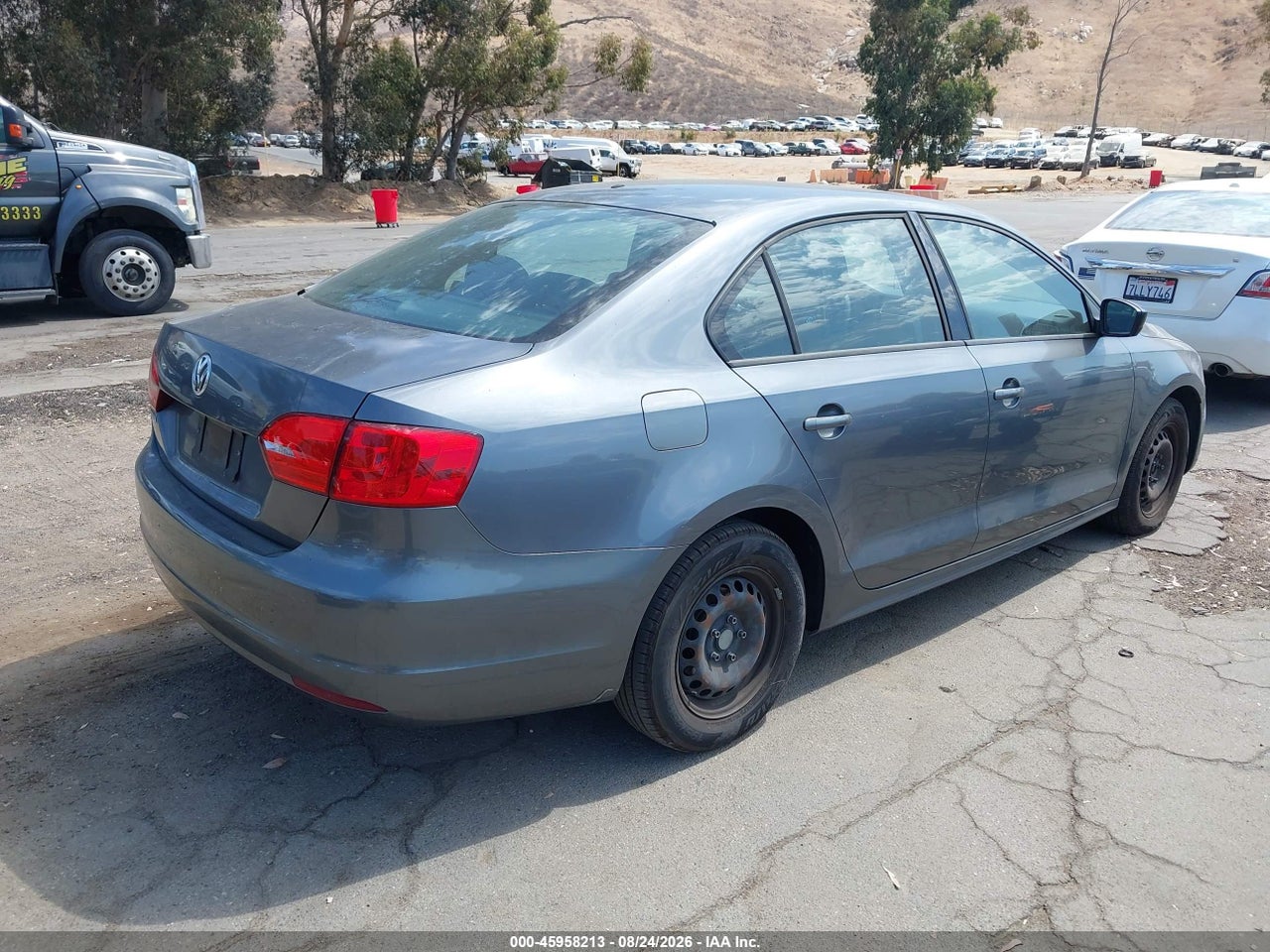 2012 VOLKSWAGEN JETTA 2.0L S · 4/11