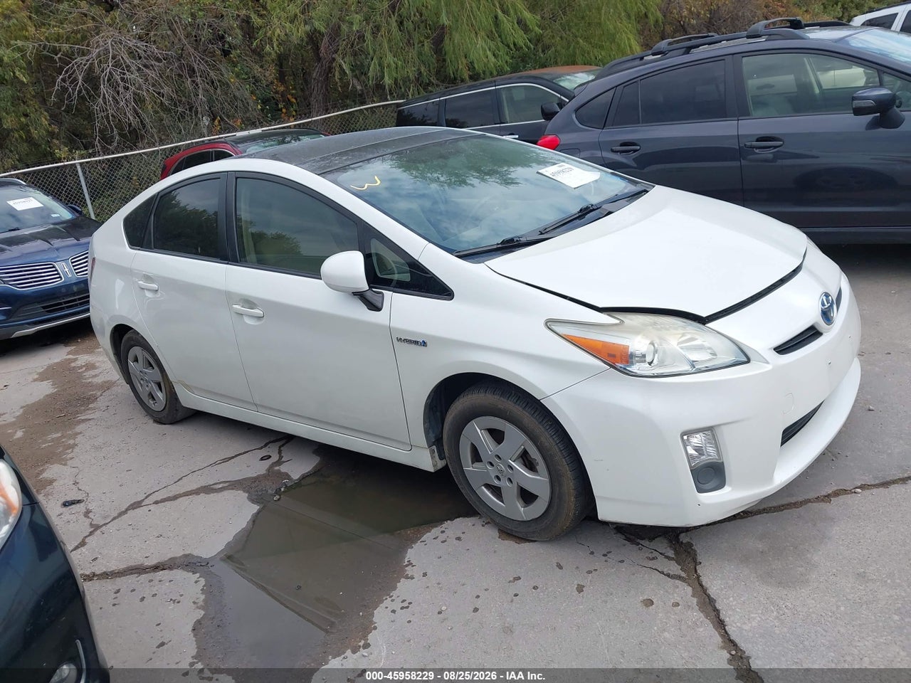 2010 TOYOTA PRIUS III