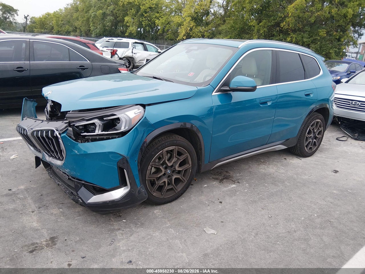 2025 BMW X1 XDRIVE28I · 2/11