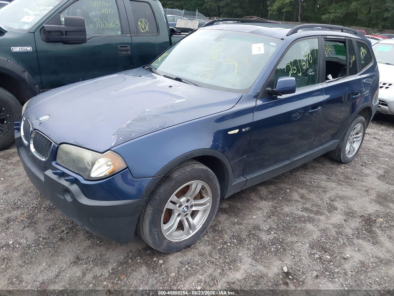 2004 BMW X3 3.0I · 2/10