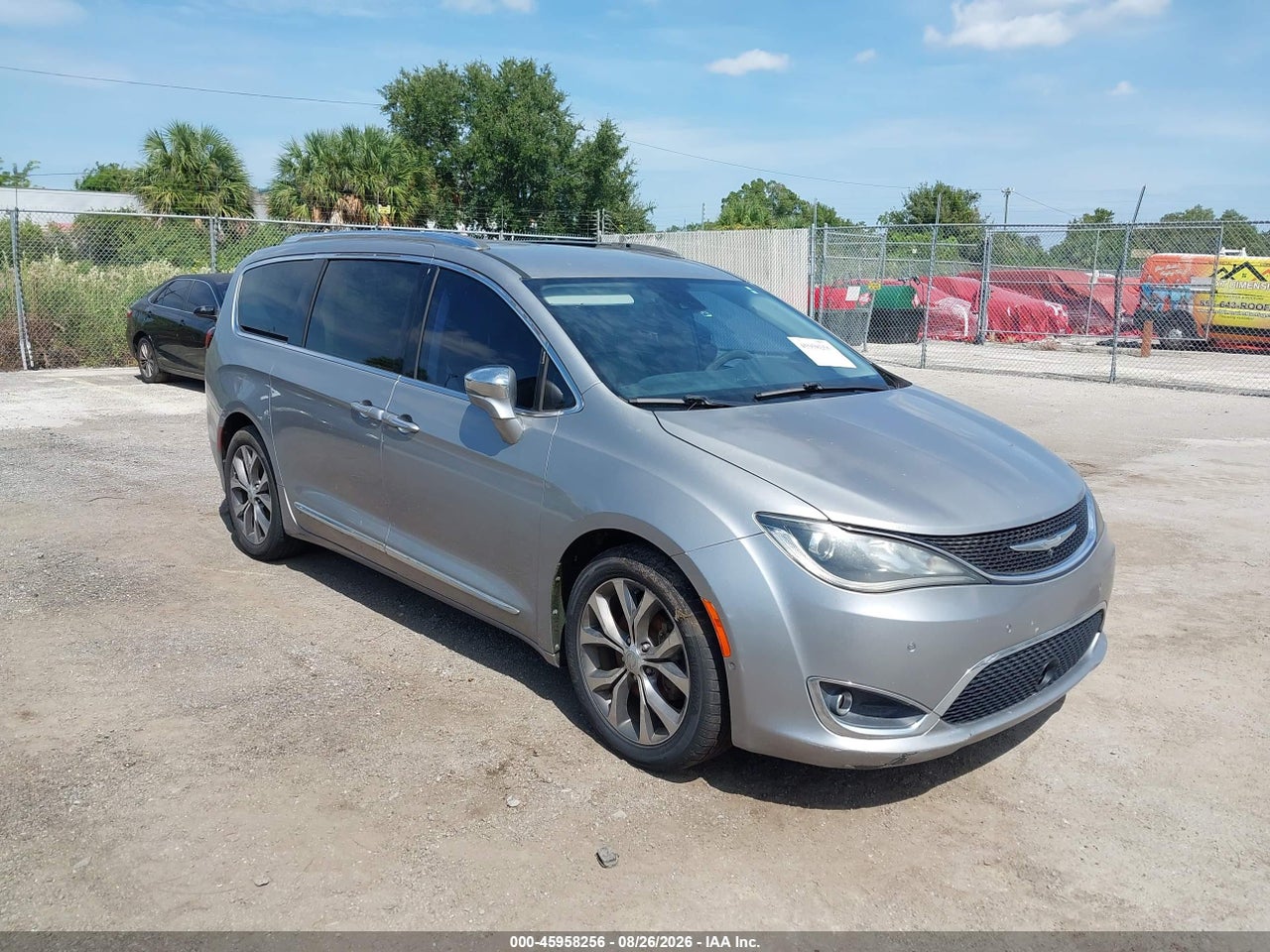 2C4RC1GG3HR****** · 2017 CHRYSLER PACIFICA LIMITED