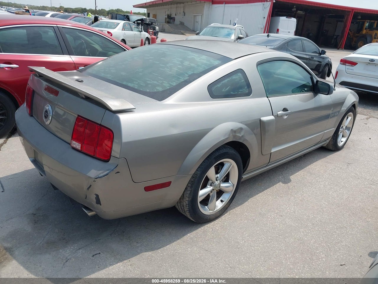 2009 FORD MUSTANG GT/GT PREMIUM · 4/11