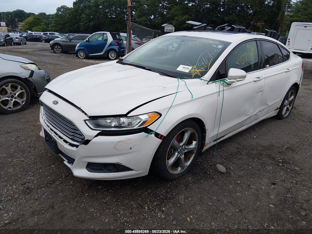 2013 FORD FUSION SE · 2/10
