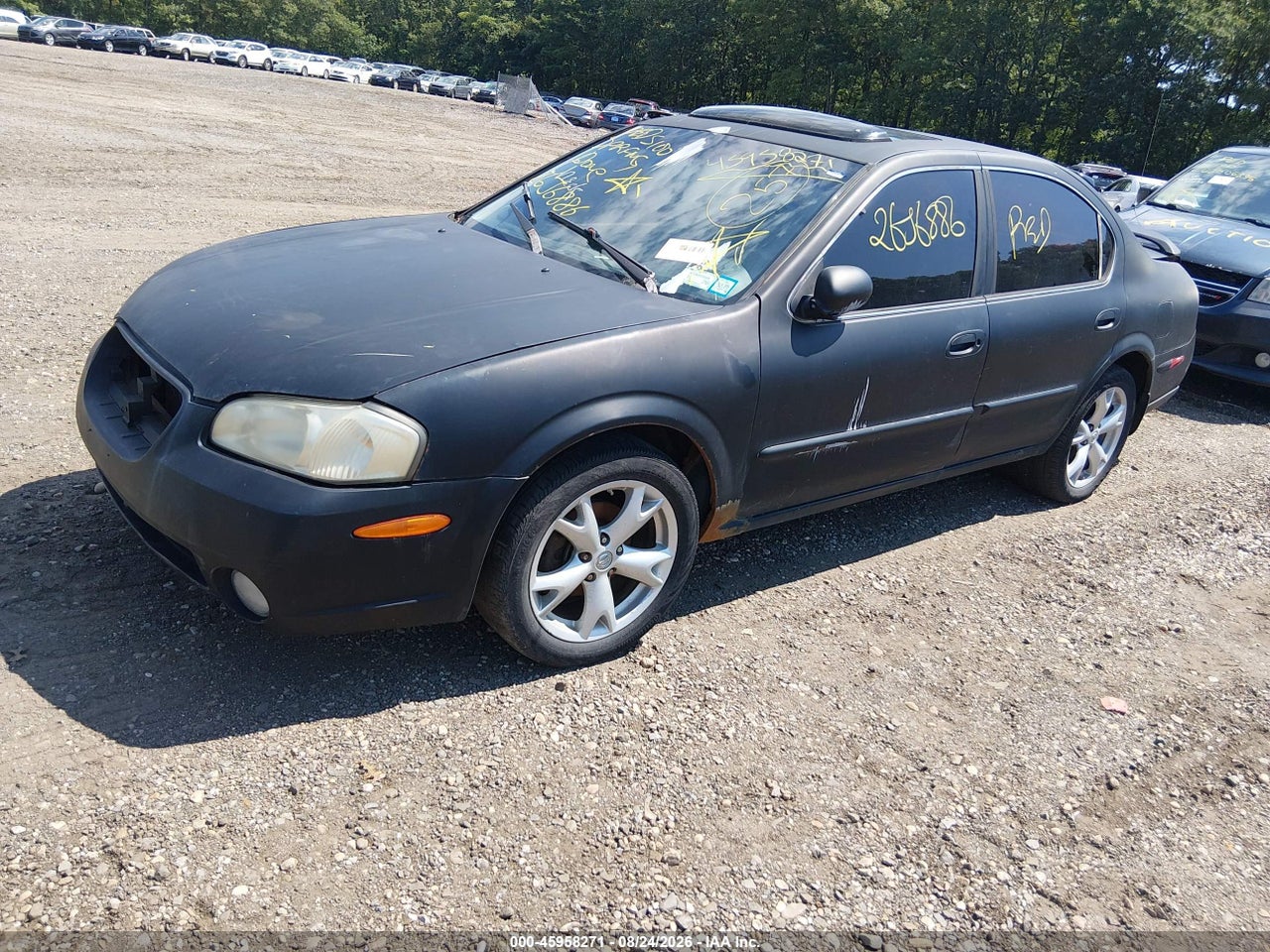 2000 NISSAN MAXIMA GLE/GXE/SE · 2/10