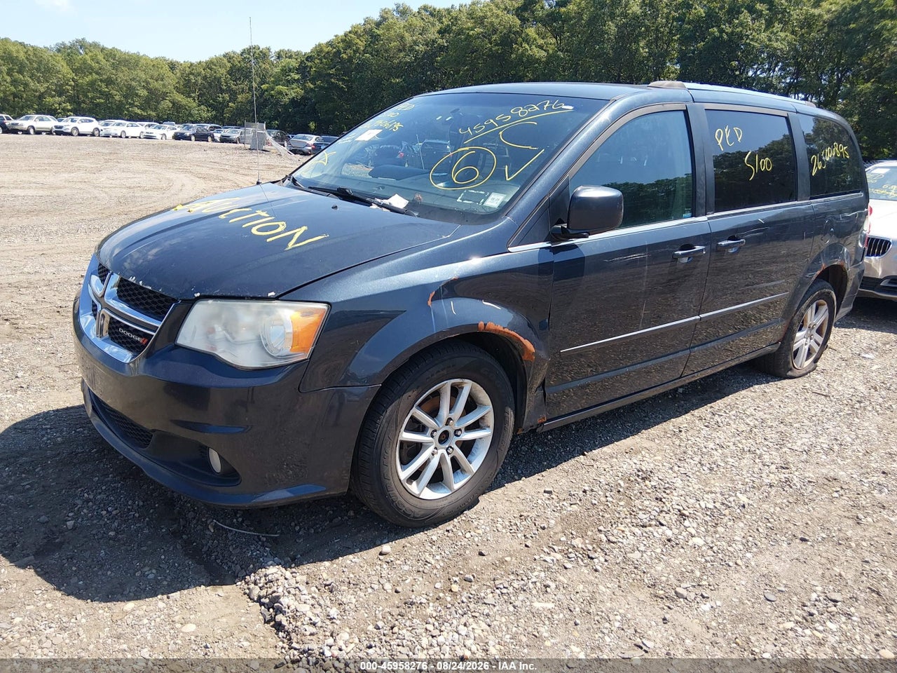 2013 DODGE GRAND CARAVAN CREW · 2/10